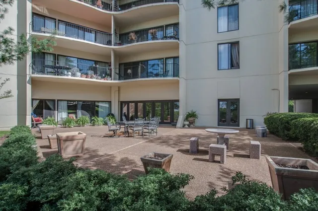 $2,600 | 6666 Brookmont Terrace, Unit 605, Nashville, TN 37205