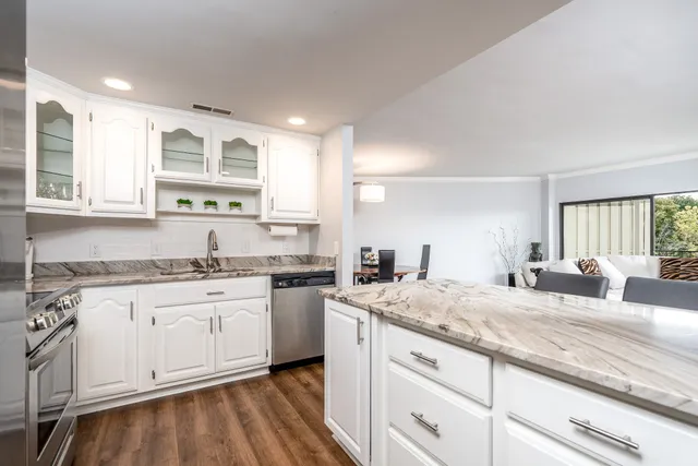 $2,600 | 6666 Brookmont Terrace, Unit 605, Nashville, TN 37205