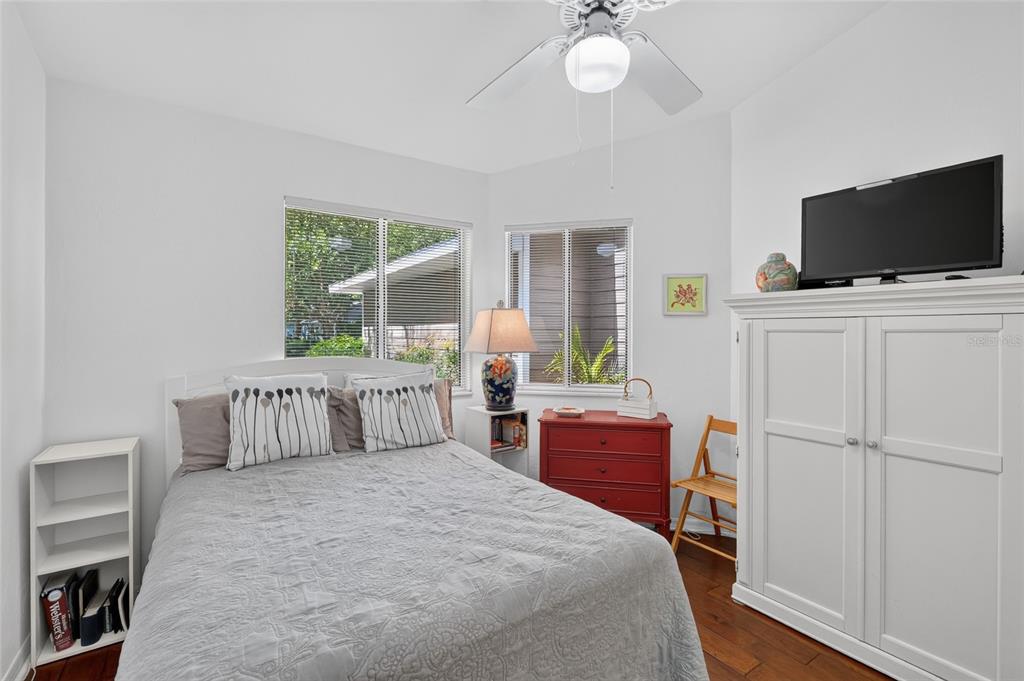854 Southwest 51 Way Gainesville, FL 32607 - Photo 38 of 59