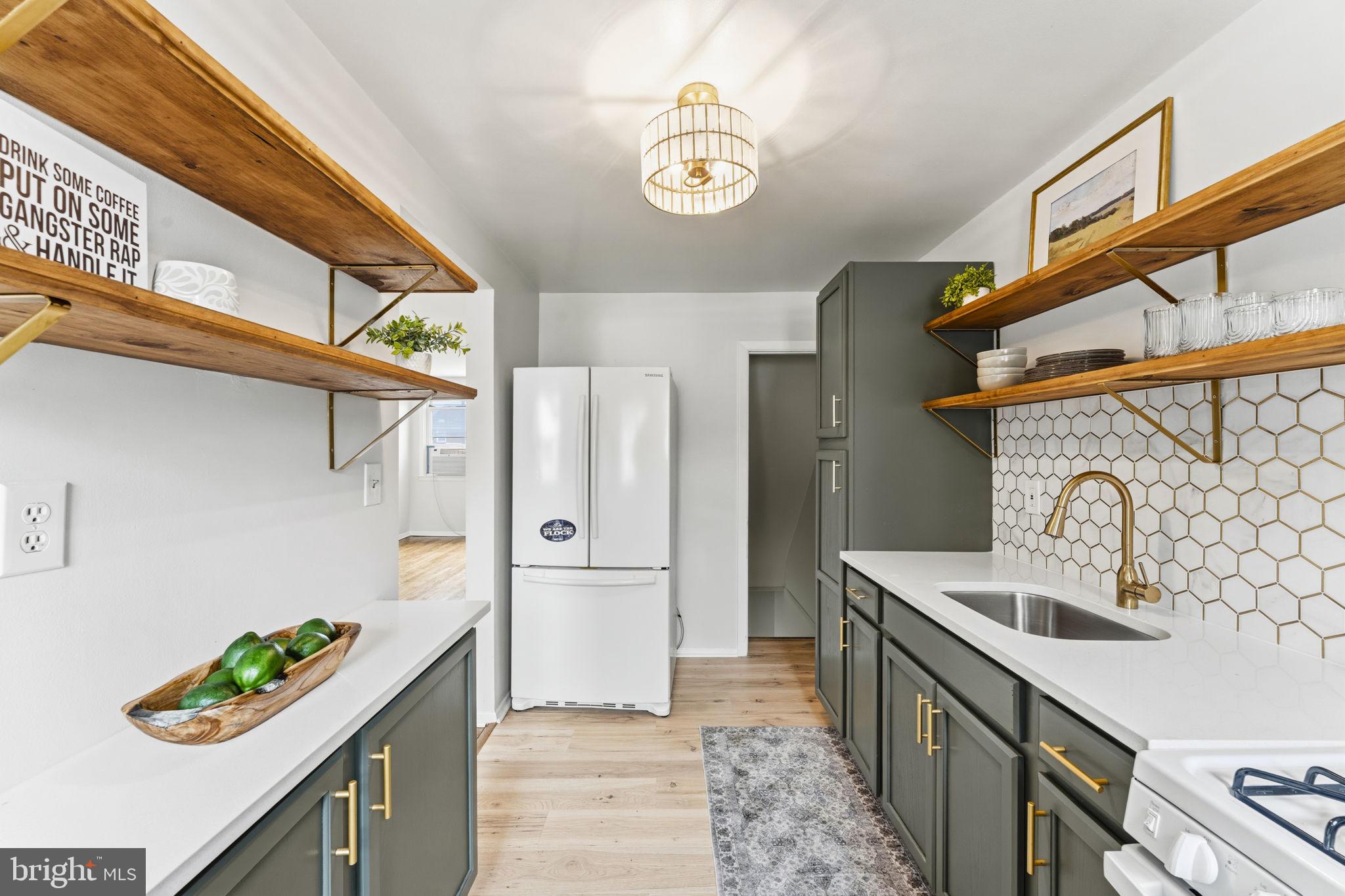 317 Stemmers Run Road Baltimore, MD 21221 - Photo 16 of 38 Gallery Image 16