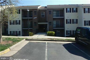 14903 Rydell Road, Unit B1 Centreville, VA 20121 - Photo 1 of 19 Exterior (Front)