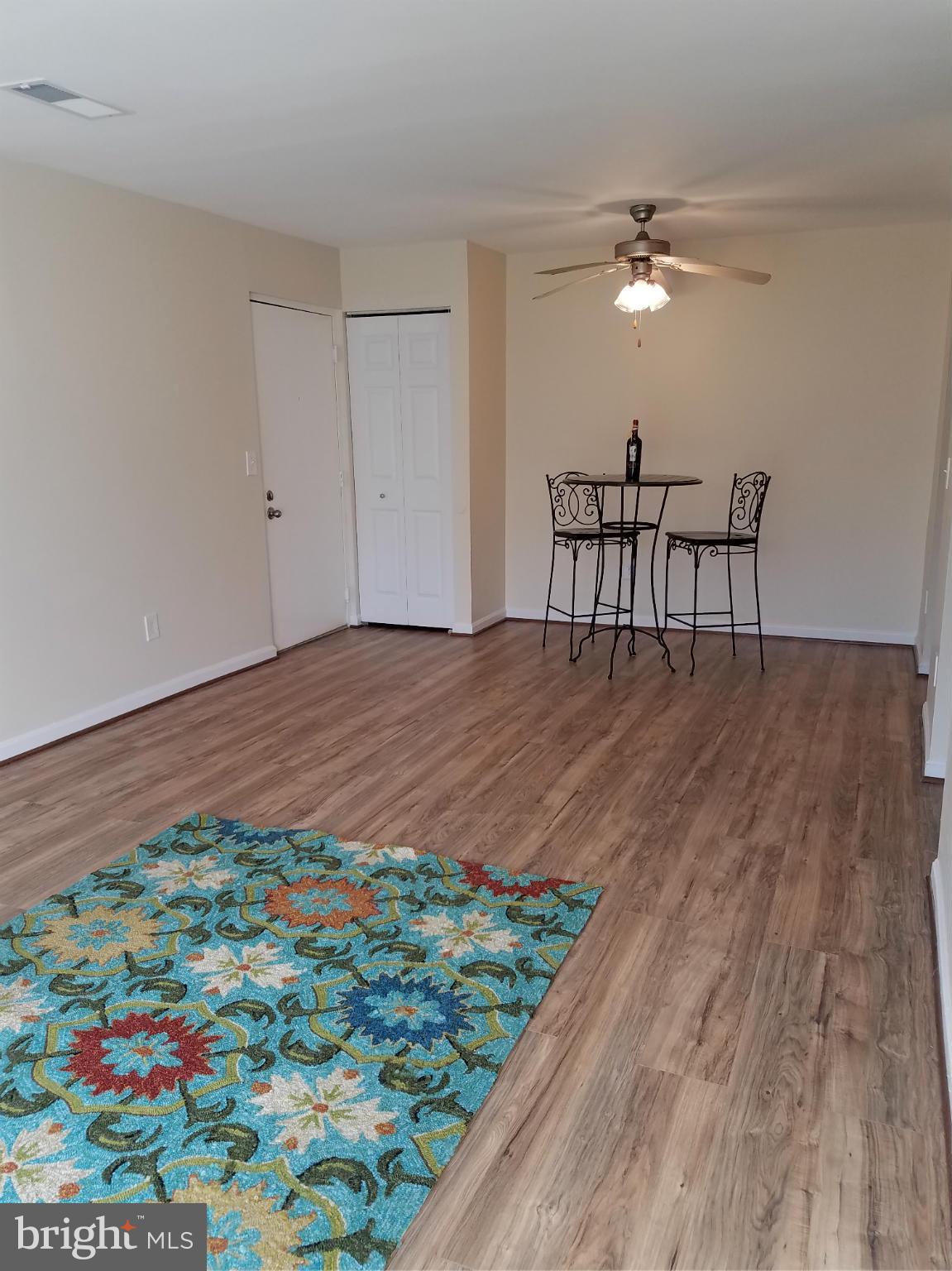 14903 Rydell Road, Unit B1 Centreville, VA 20121 - Photo 2 of 19 Living Room