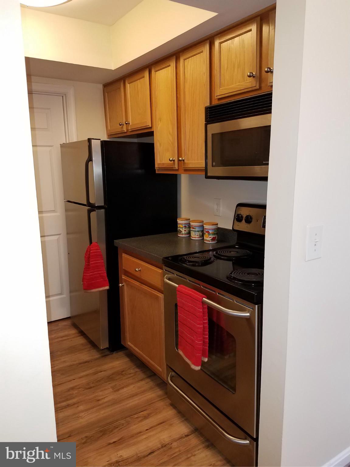 14903 Rydell Road, Unit B1 Centreville, VA 20121 - Photo 6 of 19 Kitchen