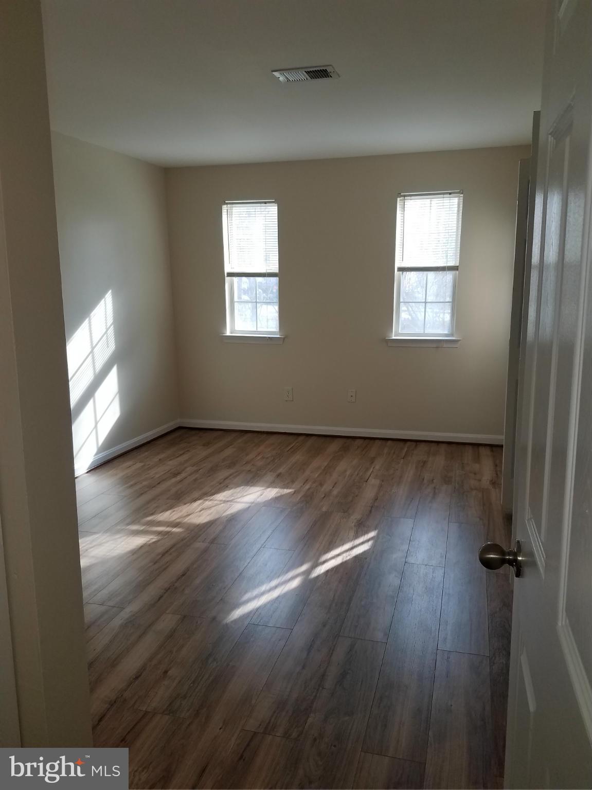 14903 Rydell Road, Unit B1 Centreville, VA 20121 - Photo 9 of 19 Bedroom (Master)