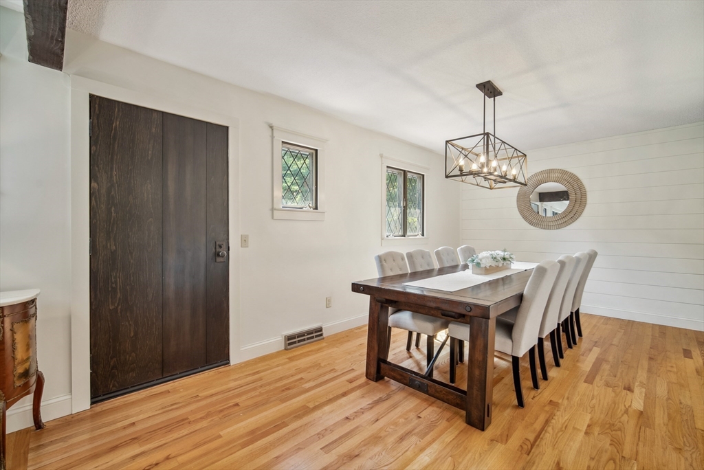 108 Berwick Road Longmeadow, MA 01106 - Photo 18 of 42