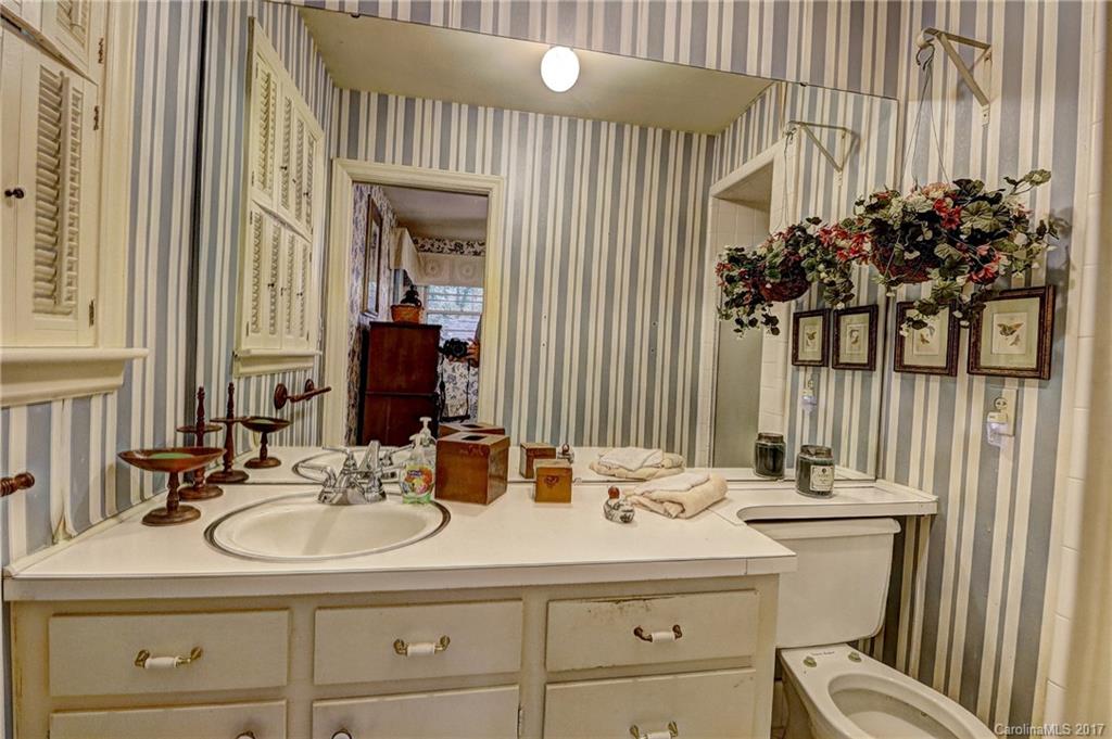 1108 Sunset Road Cherryville, NC 28021 - Photo 16 of 24 Gallery Image 16