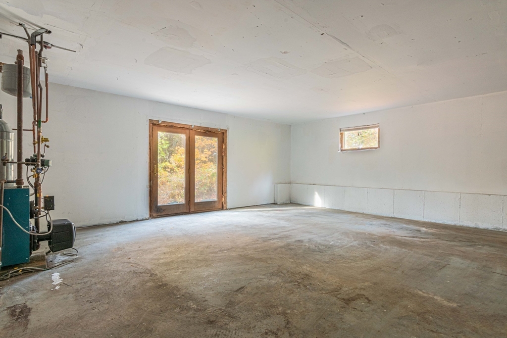 57 Town Farm Road Brookfield, MA 01506 - Photo 34 of 38