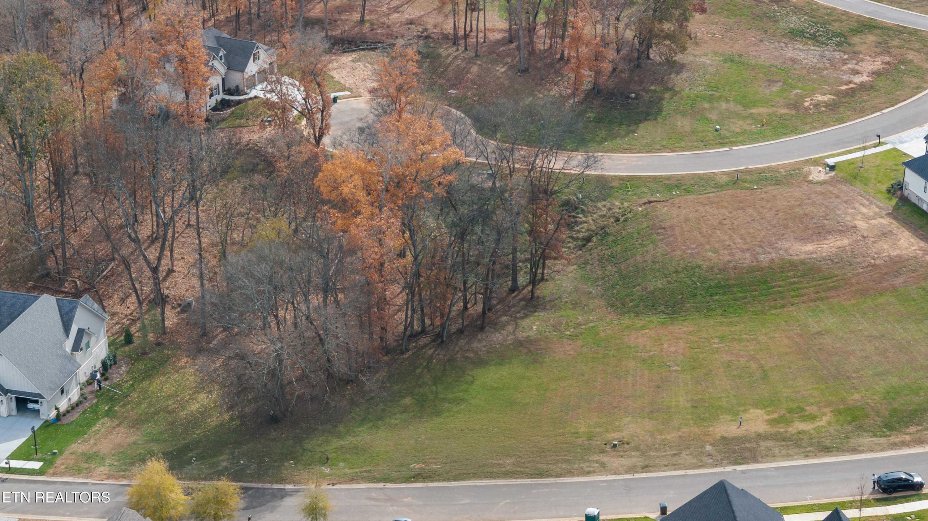 3964 Persimmon Ridge Loudon, TN 37774 - Photo 8 of 20 DJI_20251113115411_0577_D
