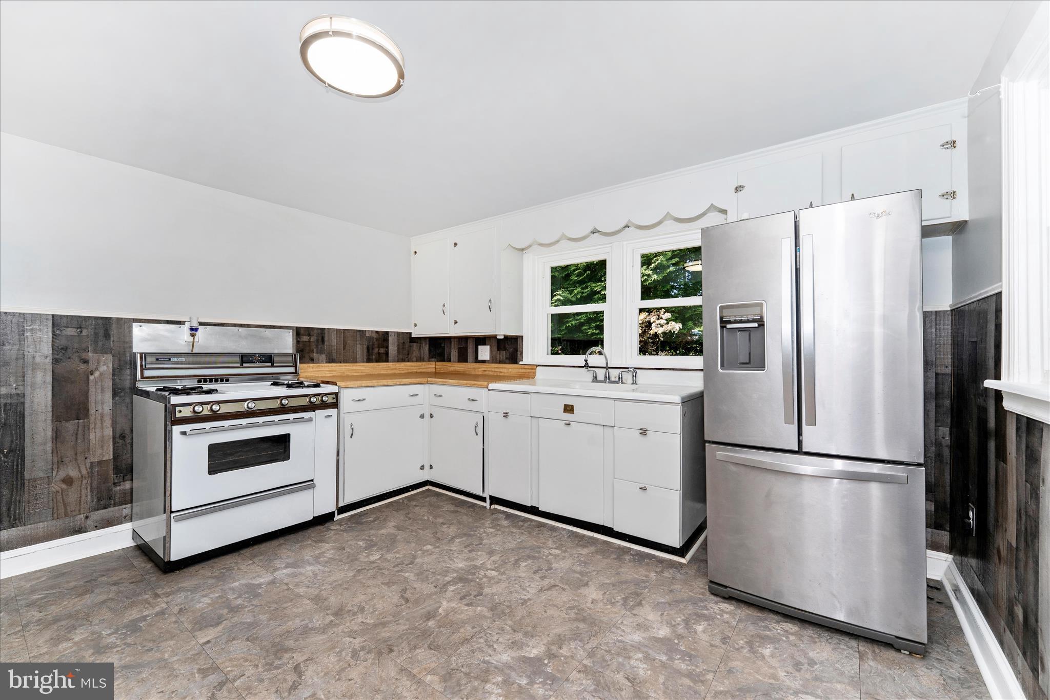 7716 Edgewood Church Road Frederick, MD 21702 - Photo 12 of 56 Kitchen