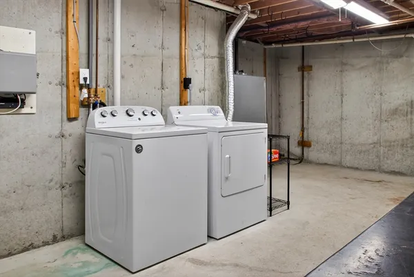 $2,400 | 213 Bayberry Hill Lane, Unit 213, Leominster, MA 01453