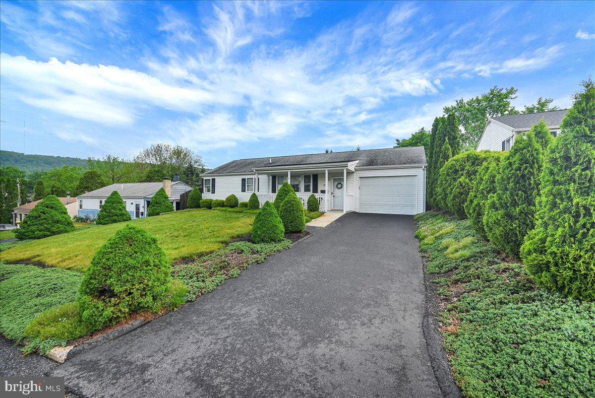 70 Oliver Road Enola, PA 17025 - Photo 4 of 31 Gallery Image 4