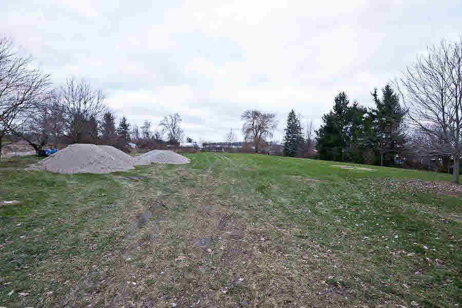 1048 Grange Hall Road Fenton, MI 48430 - Photo 11 of 13 21243904-10.JPG