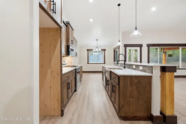 $799,000 | 5382 Van Buren Street, Spirit Lake, ID 83869