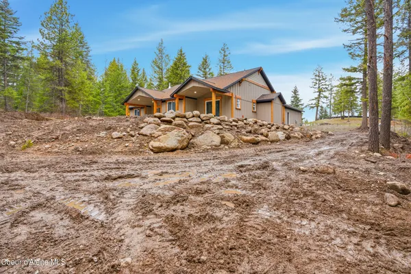 $799,000 | 5382 Van Buren Street, Spirit Lake, ID 83869