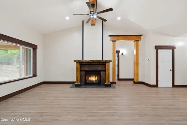 $799,000 | 5382 Van Buren Street, Spirit Lake, ID 83869