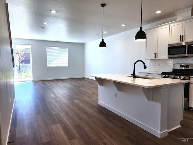 $2,295 | 362 North Lagrasse Lane, Star, ID 83669