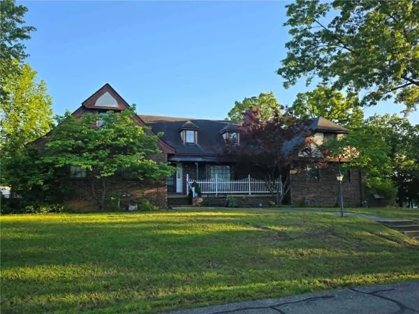 $395,000 | 145 Lynn Lea Lane, Warsaw, MO 65355