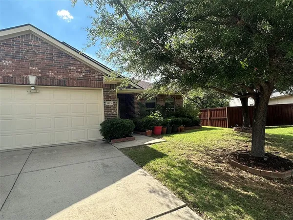 $2,500 | 1803 Sea Gull Drive, Dallas, TX 75051