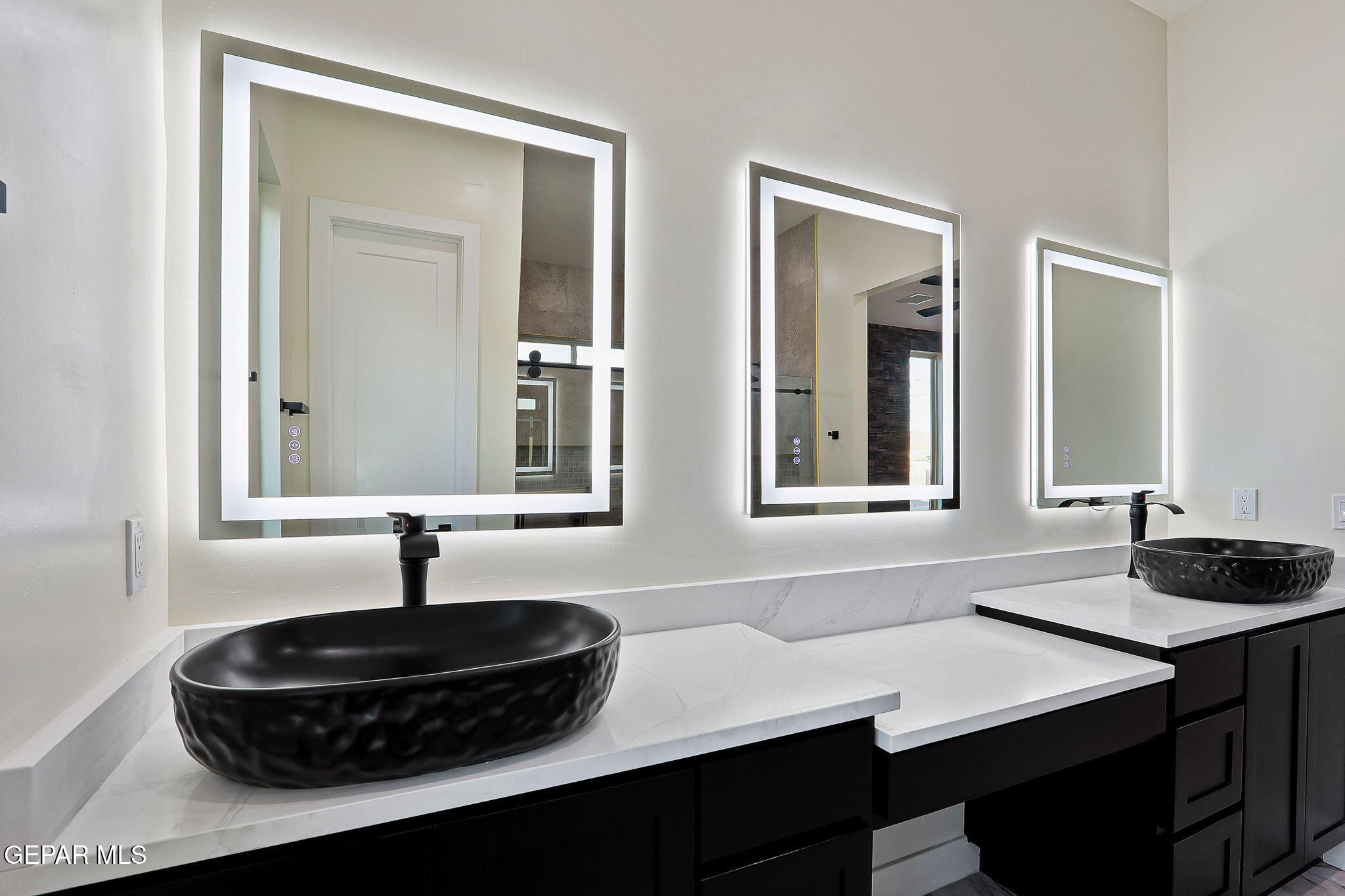 5644 Rio Bonito Circle El Paso, TX 79932 - Photo 14 of 17 69-web-or-mls-IMG_6708