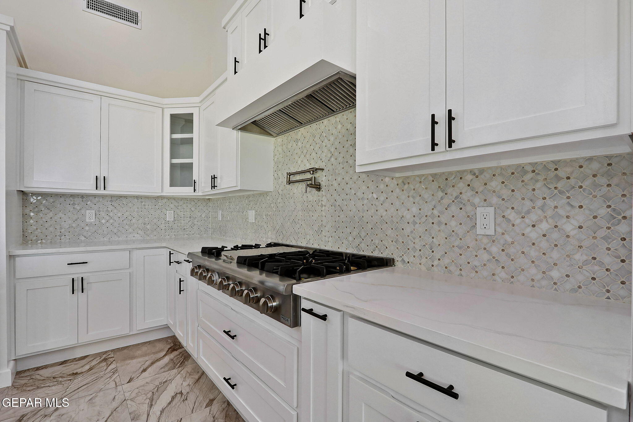 5644 Rio Bonito Circle El Paso, TX 79932 - Photo 8 of 17 27-web-or-mls-IMG_6413