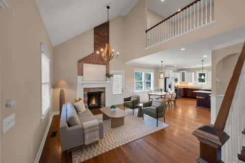 $725,000 | 1016 Carolyn Avenue, Nashville, TN 37216