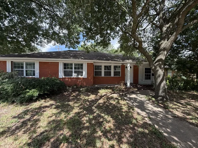 $165,000 | 724 Oriole Lane, Pasadena, TX 77502