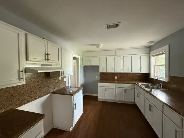 $165,000 | 724 Oriole Lane, Pasadena, TX 77502