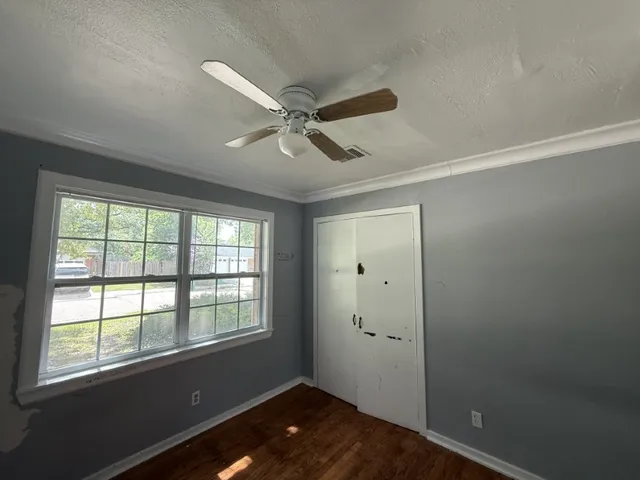 $165,000 | 724 Oriole Lane, Pasadena, TX 77502