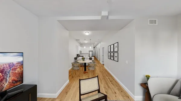 $3,895 | 334-336 Warren Street, Unit 1, Boston, MA 02119