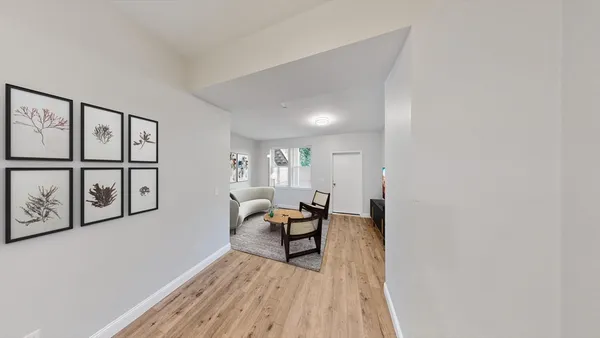 $3,895 | 334-336 Warren Street, Unit 1, Boston, MA 02119