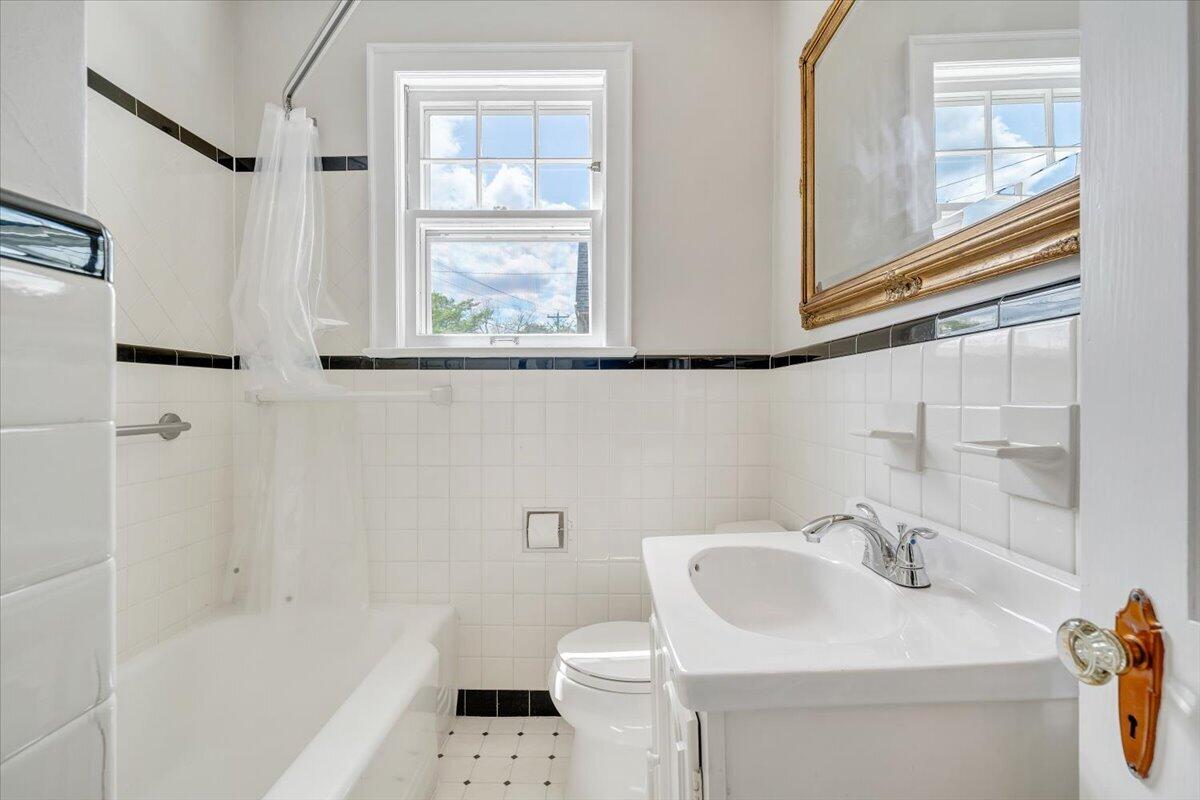 2469 Tillett Road Southwest Roanoke, VA 24015 - Photo 23 of 42 23-MIB01302