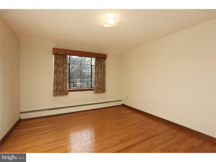 652 Broad Acres Road Narberth, PA 19072 - Photo 16 of 24 Bedroom
