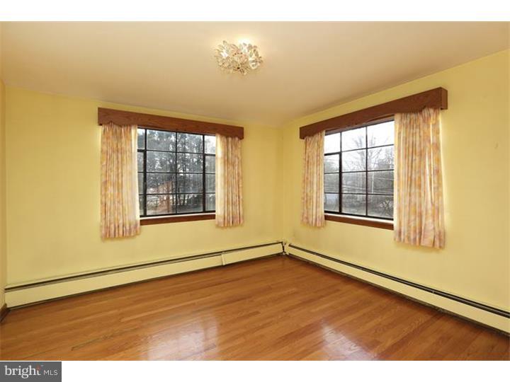 652 Broad Acres Road Narberth, PA 19072 - Photo 17 of 24 Bedroom