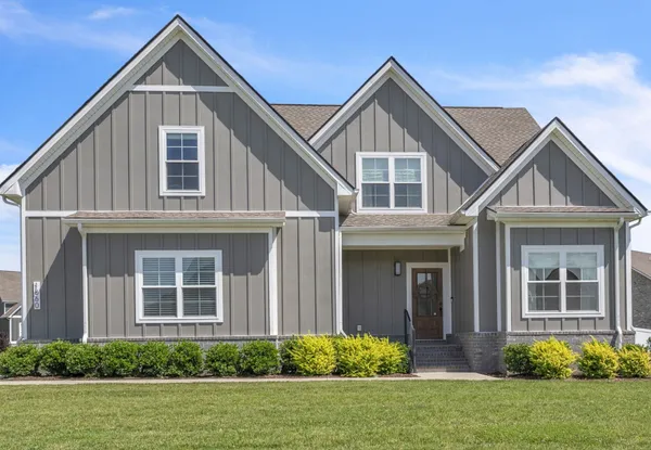 $724,000 | 1860 Rhonda Drive, Christiana, TN 37037