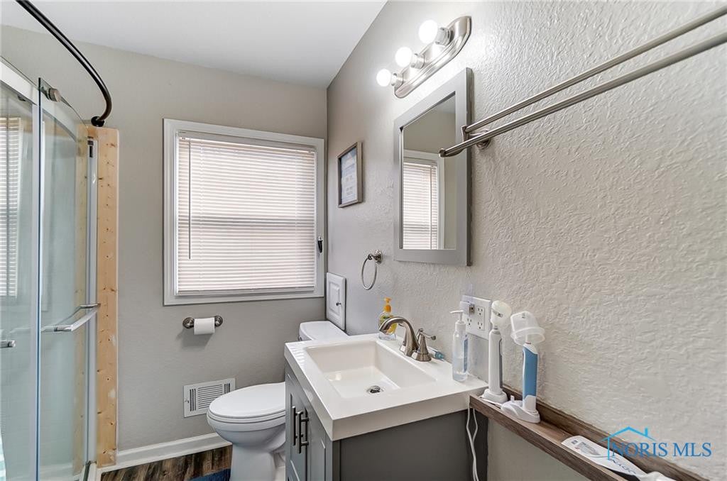 3040 West Laskey Road Toledo, OH 43613 - Photo 18 of 35 Gallery Image 18