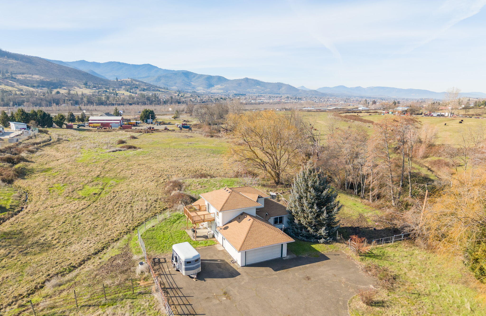 96 West Valley View Road Ashland, OR 97520 - Photo 2 of 51 96 W Valley View Rd