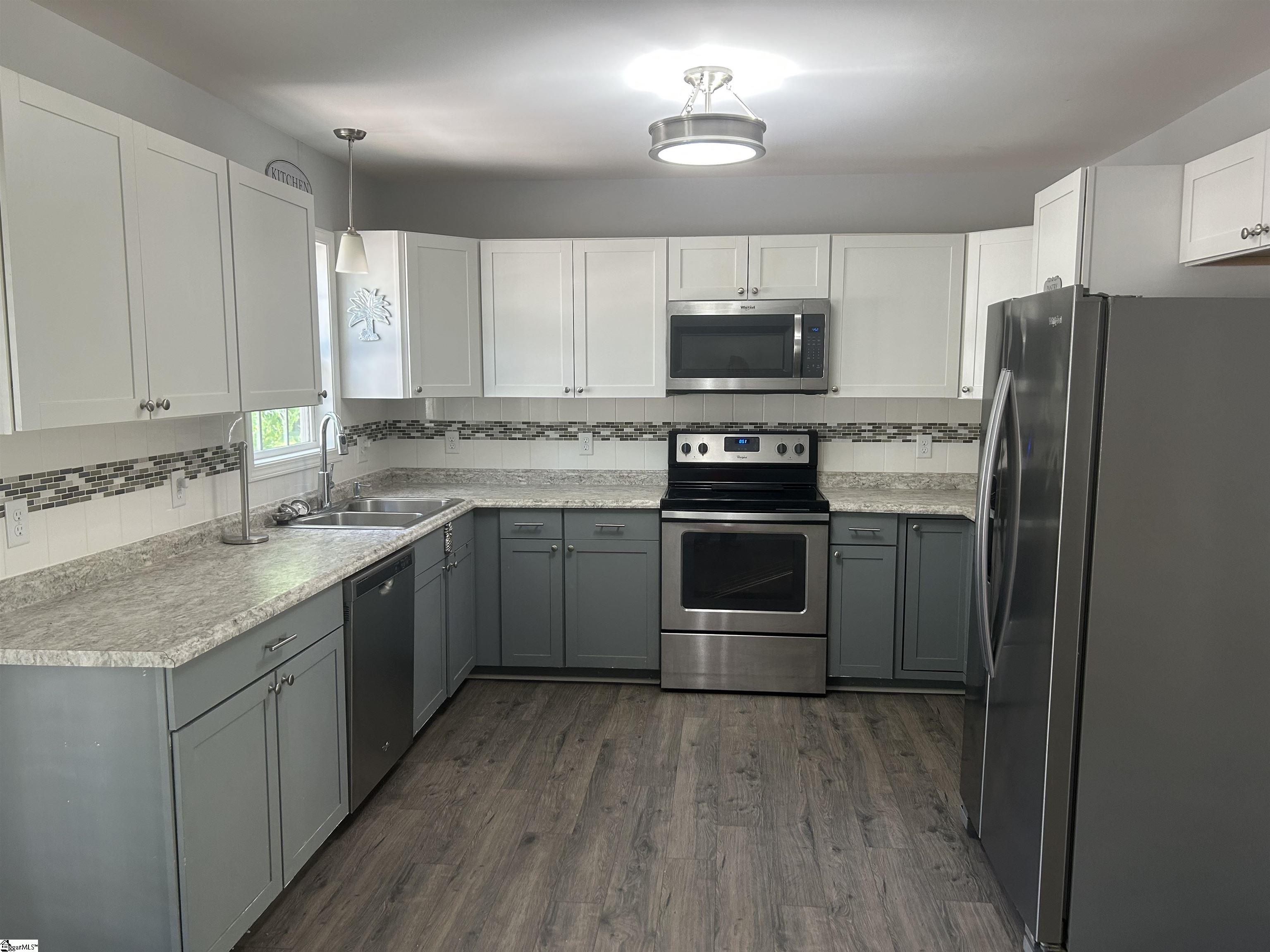 306 Shands Street Clinton, SC 29325 - Photo 17 of 41