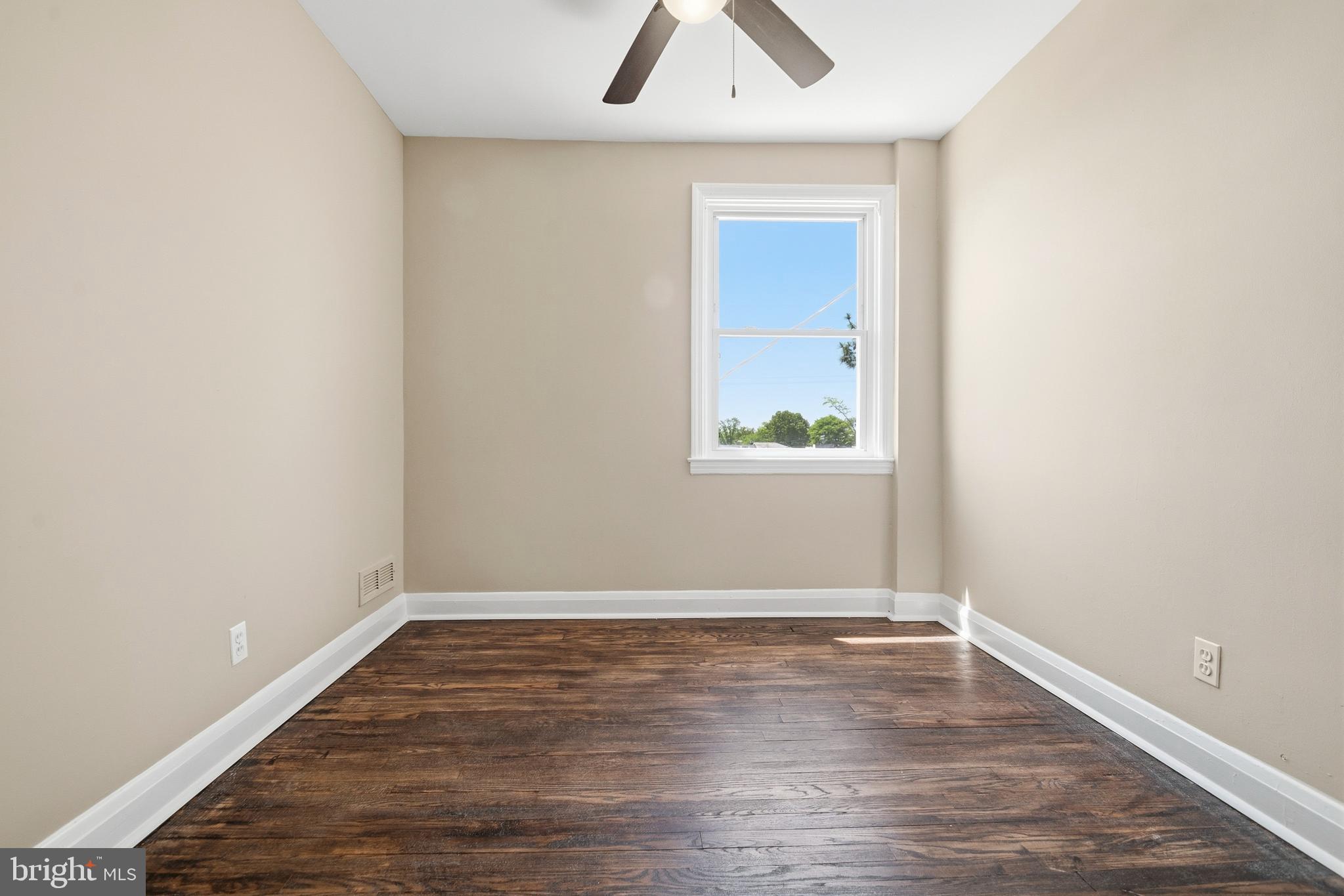 1543 Sheffield Road Baltimore, MD 21218 - Photo 23 of 28 Bedroom three