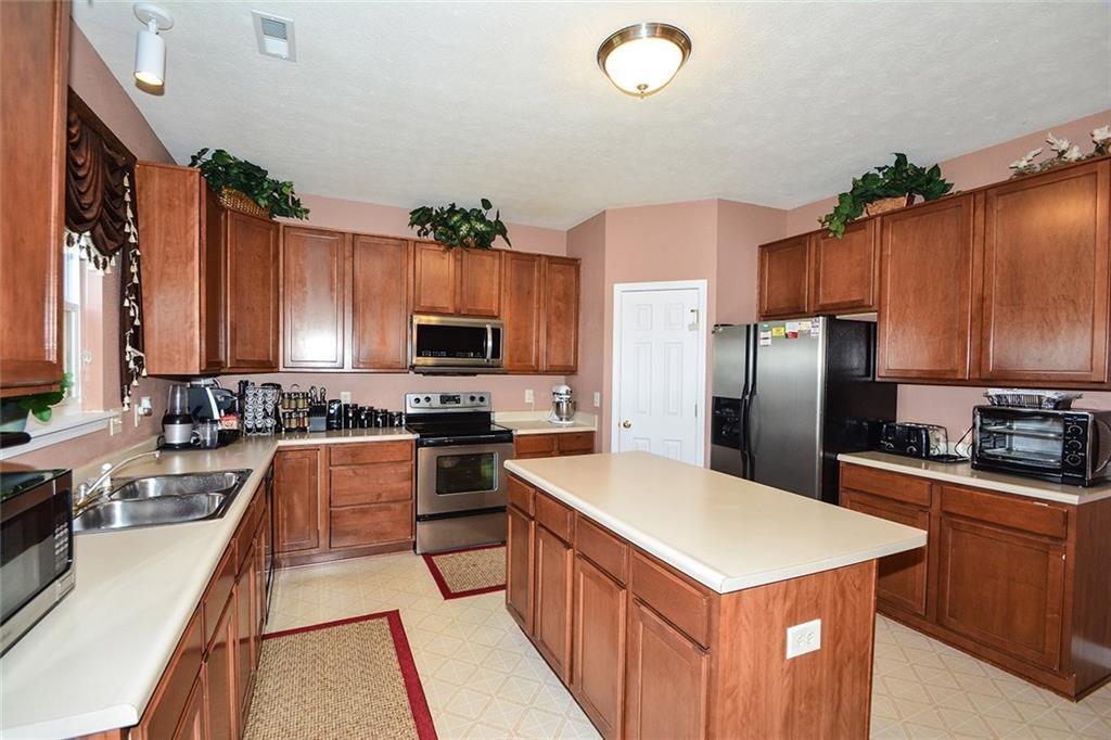 12345 Schoolhouse Road Fishers, IN 46037 - Photo 5 of 21