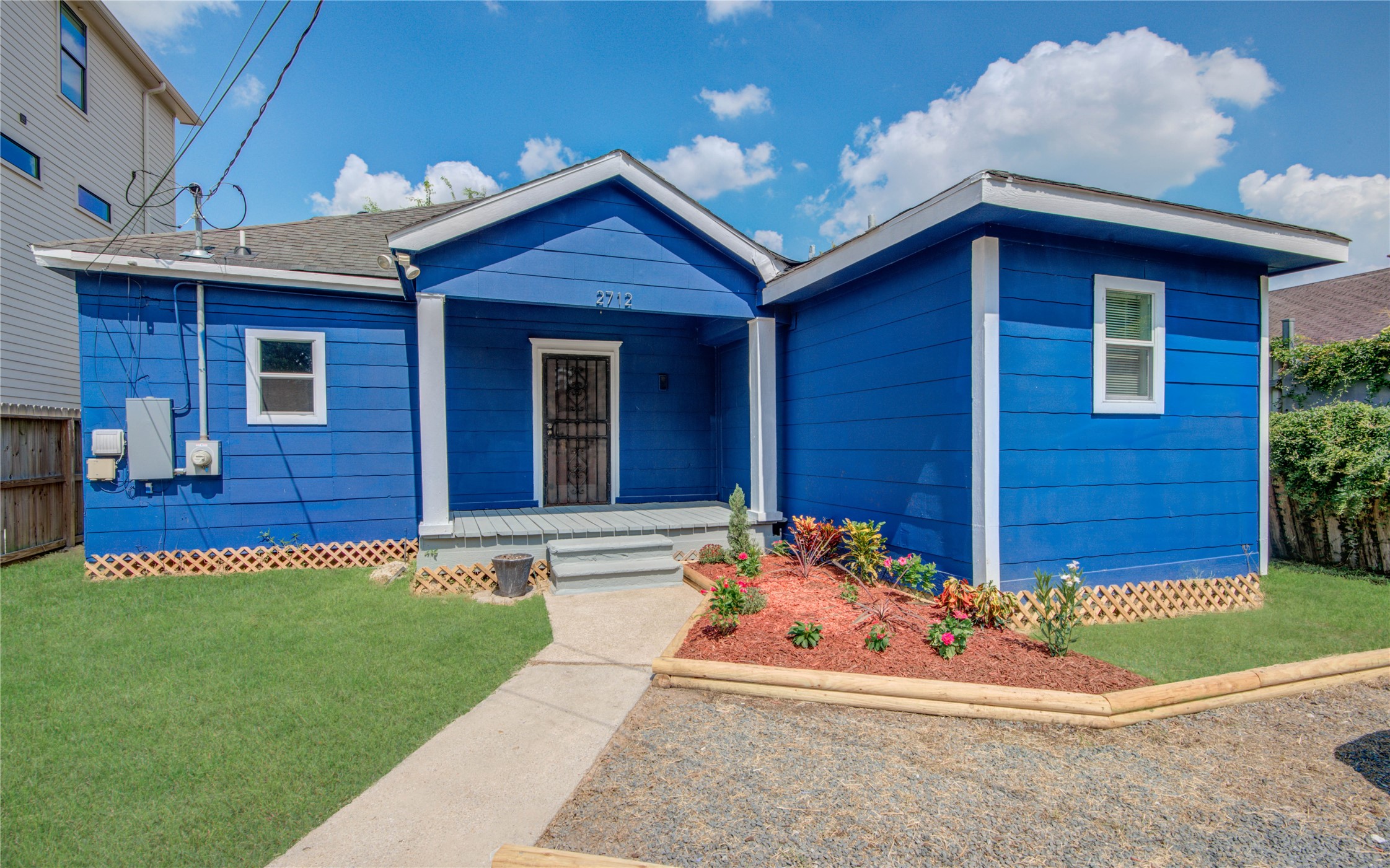 2712 Link Road Houston, TX 77009 - Photo 2 of 35