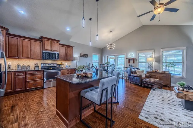 $649,000 | 50 Sunstone Drive, Camdenton, MO 65020