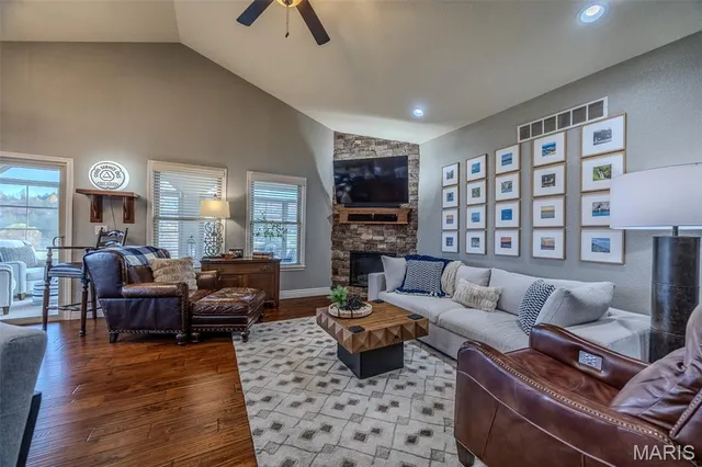 $649,000 | 50 Sunstone Drive, Camdenton, MO 65020