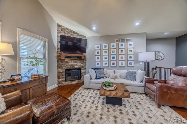 $649,000 | 50 Sunstone Drive, Camdenton, MO 65020