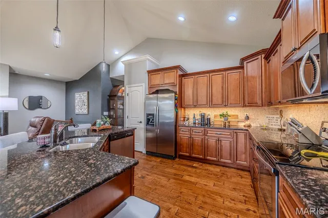 $649,000 | 50 Sunstone Drive, Camdenton, MO 65020