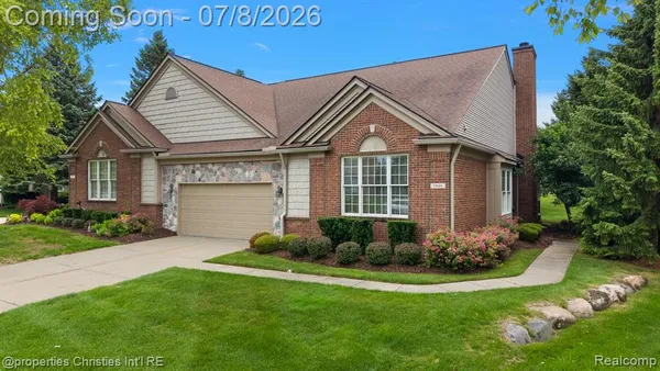 $510,000 | 1946 Dunham Drive, Rochester, MI 48306