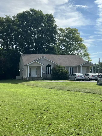$275,000 | 125 Cemetary Street, Trenton, KY 42286