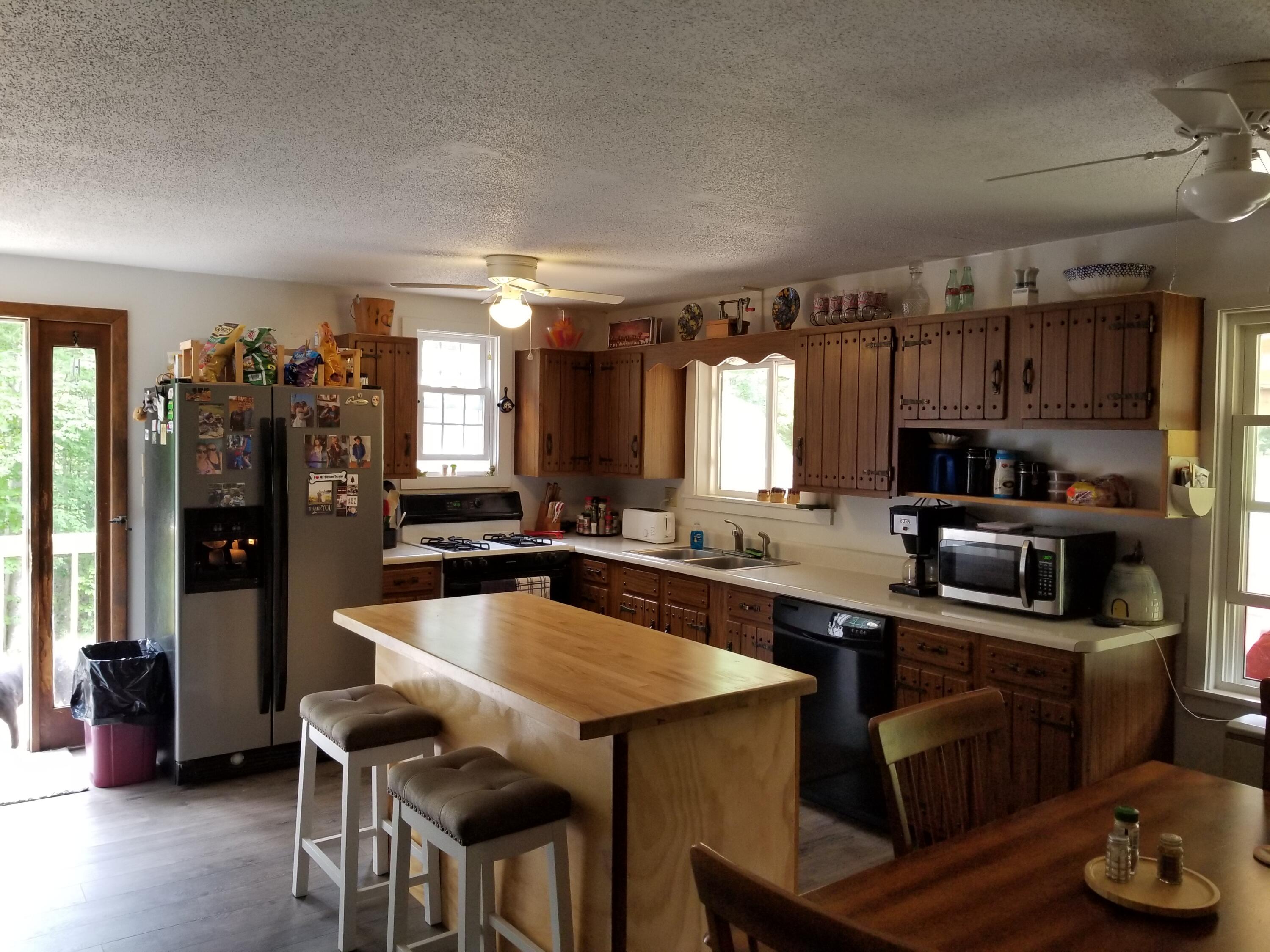 247 Foster Road Bristol, ME 04564 - Photo 10 of 42 Kitchen1