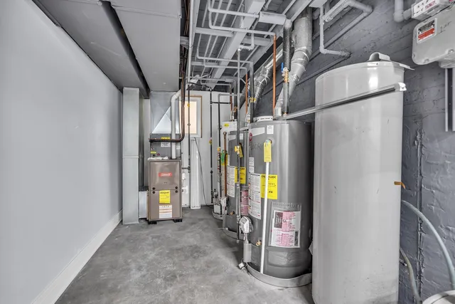 $1,750 | 2424 West Hollywood Avenue, Unit 3, Chicago, IL 60659