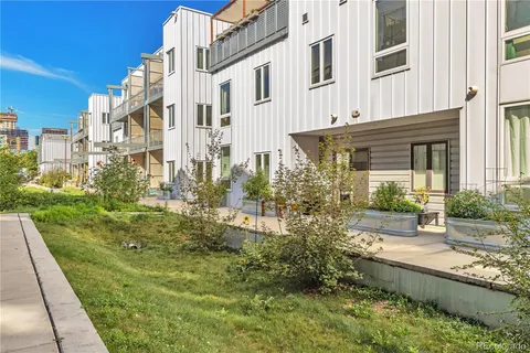 $469,000 | 2550 Lawrence Street, Unit RB307, Denver, CO 80205