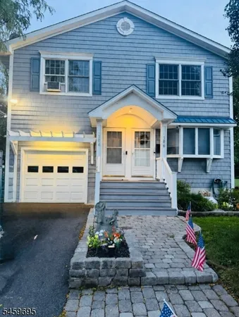 $1,975 | 306 West Main Street, Unit 306, Bound Brook, NJ 08805
